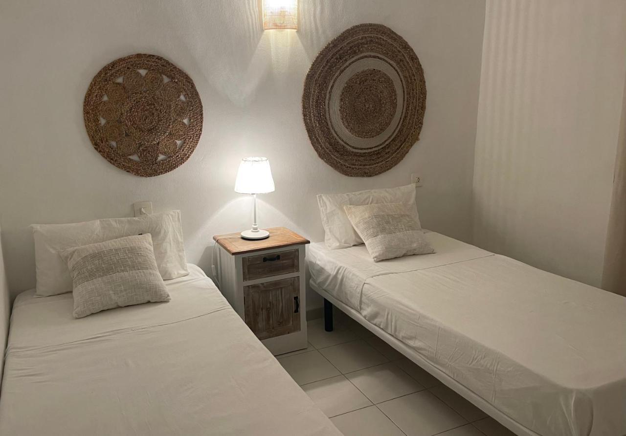 Bella Lilia Apartamento Es Pujols Exterior foto